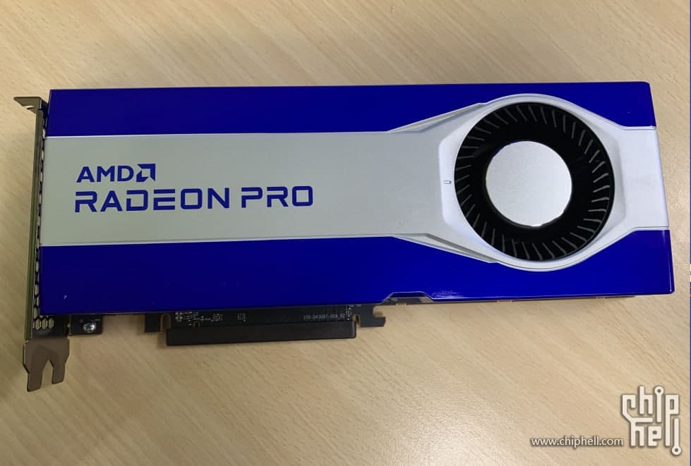 带有Big Navi 21 GPU和16 GB GDDR6内存的AMD Radeon Pro显卡